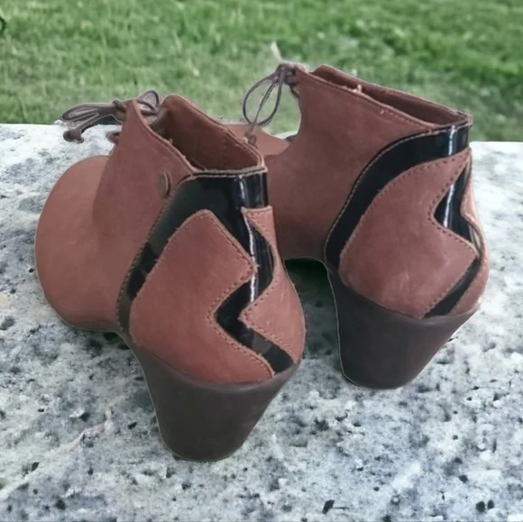 SERGIO TOMANI SUNDANCE Lace Up Boots 40 9 Artsy Leather Earthy Boho Ankle Travel - Picture 5 of 16